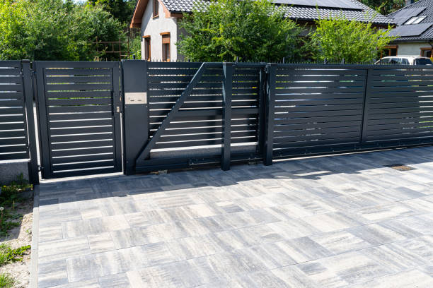 Best Residential Driveway Paver Services  in Noroton Heights, CT